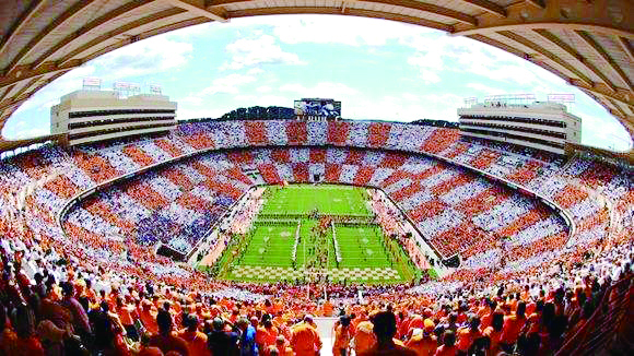 TINSULANON STADIUM（泰国）